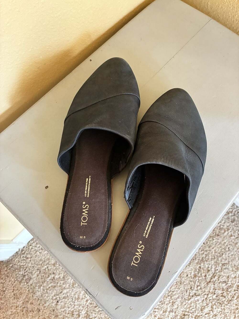 TOMS Jade Black Leather Casual Pointed Toe Slip-On Mule Flats Size 9